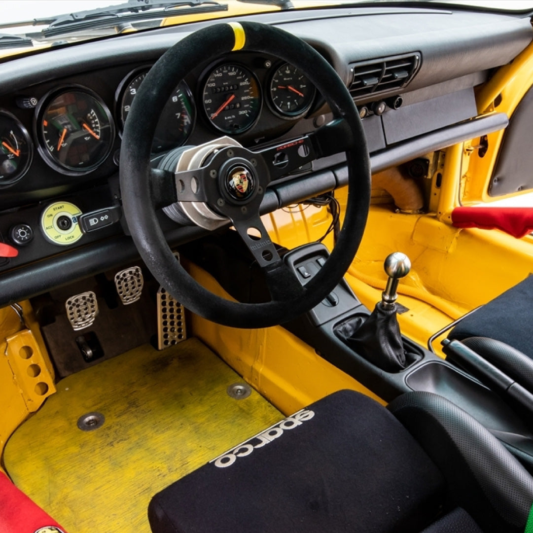 MOMO Mod. 07 Cup Steering Wheel & Hub Adapter Boss Kit For Porsche 993, 968, 964, 928 With Airbag Equipped