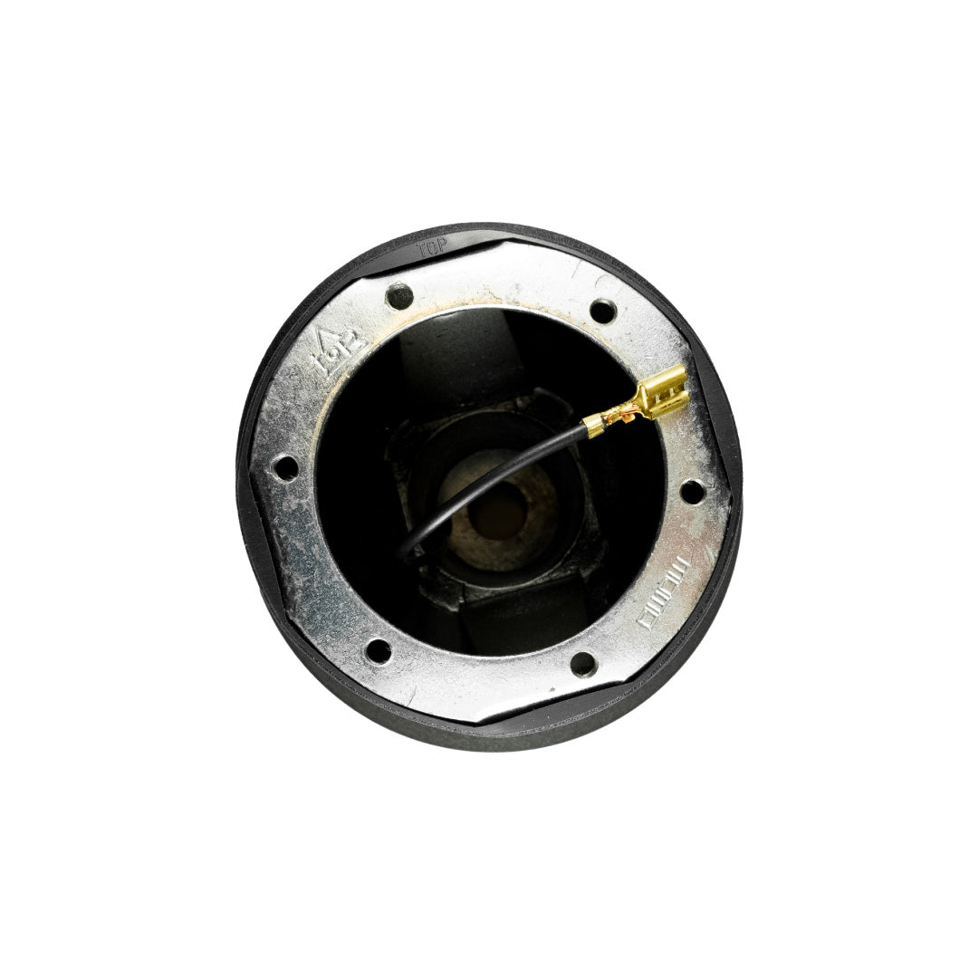 MOMO Steering Wheel Hub Boss Kit Adapter C9010 Volvo 240 Without Airbag