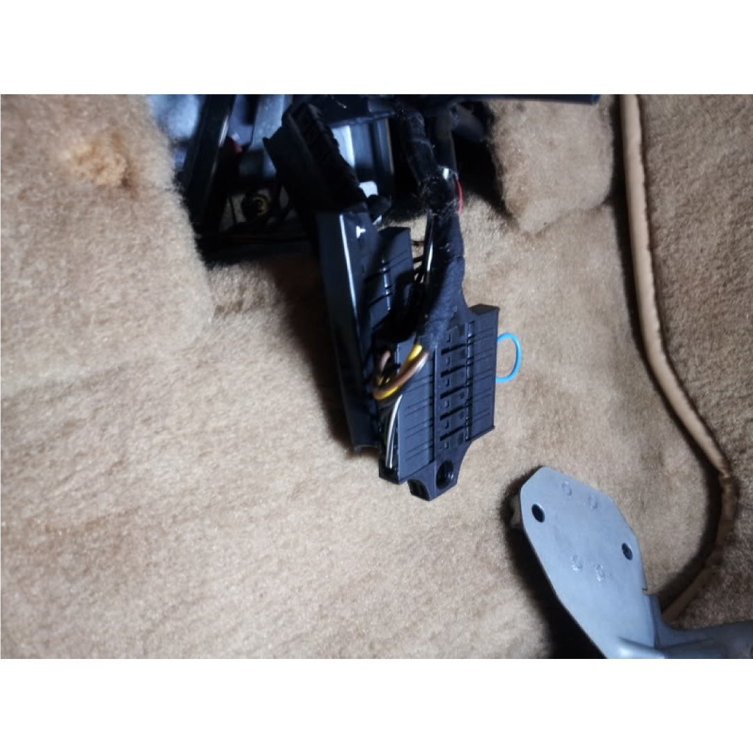 Porsche Airbag Cancel Bridge Plug Adapter - 92861222000