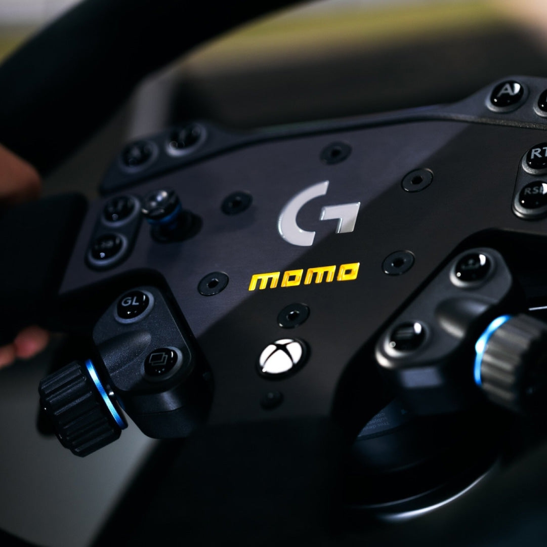 MOMO x Logitech Sim Racing SIM GT 320