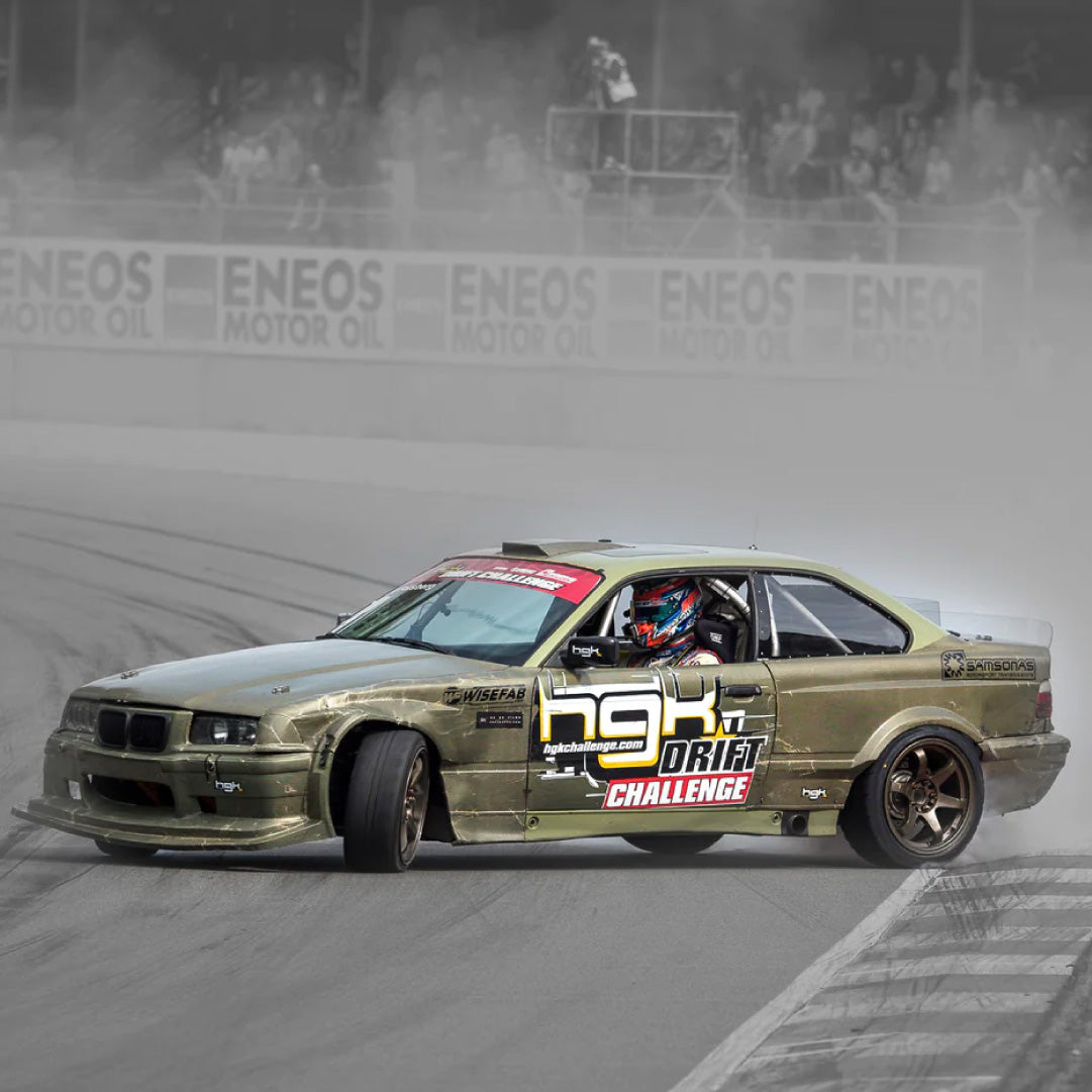 BMW Drifting Pack: Sparco Land FIA Gloves & Sport Line Racing 3 Deep Dish Drifting Suede Steering Wheel & Hub Adapter Boss Kit For BMW E36 With Airbag