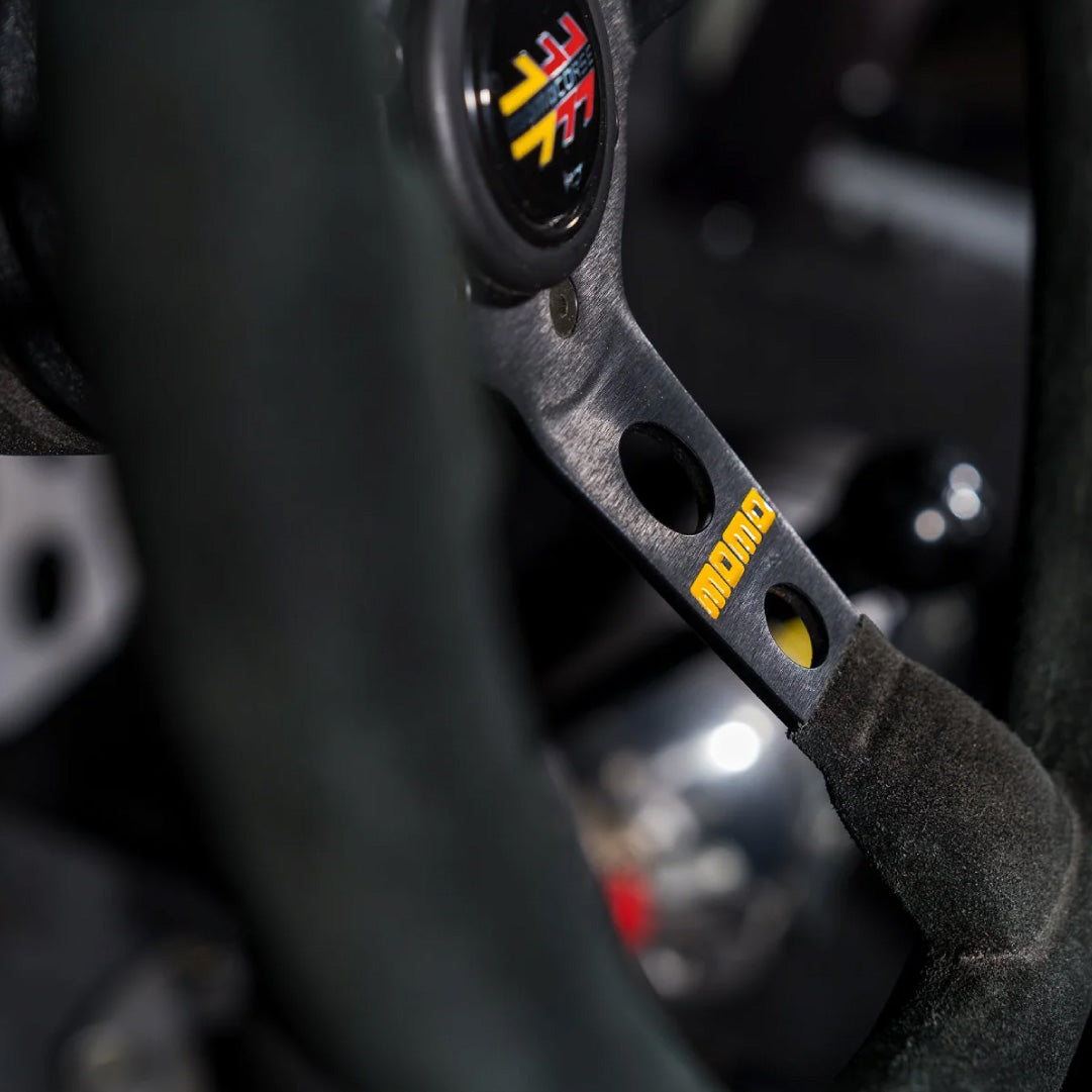 MOMO Corse Horn Button - Round Lip