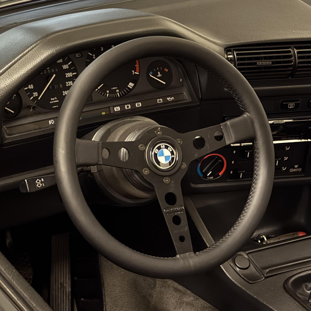 BMW Horn Button - Round Lip