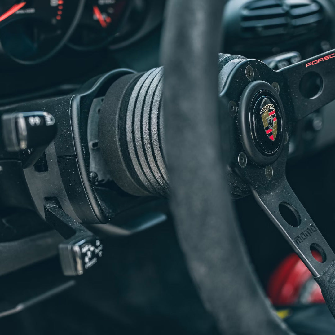 MOMO Mod. 07 Cup Steering Wheel & Hub Adapter Boss Kit For Porsche 996