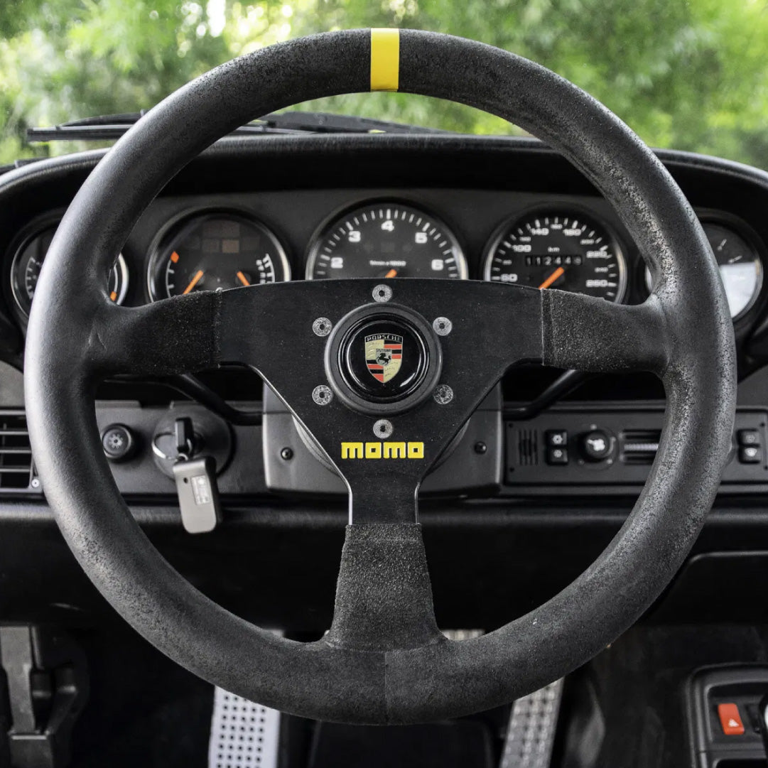 Porsche MOMO Mod.69 Steering Wheel