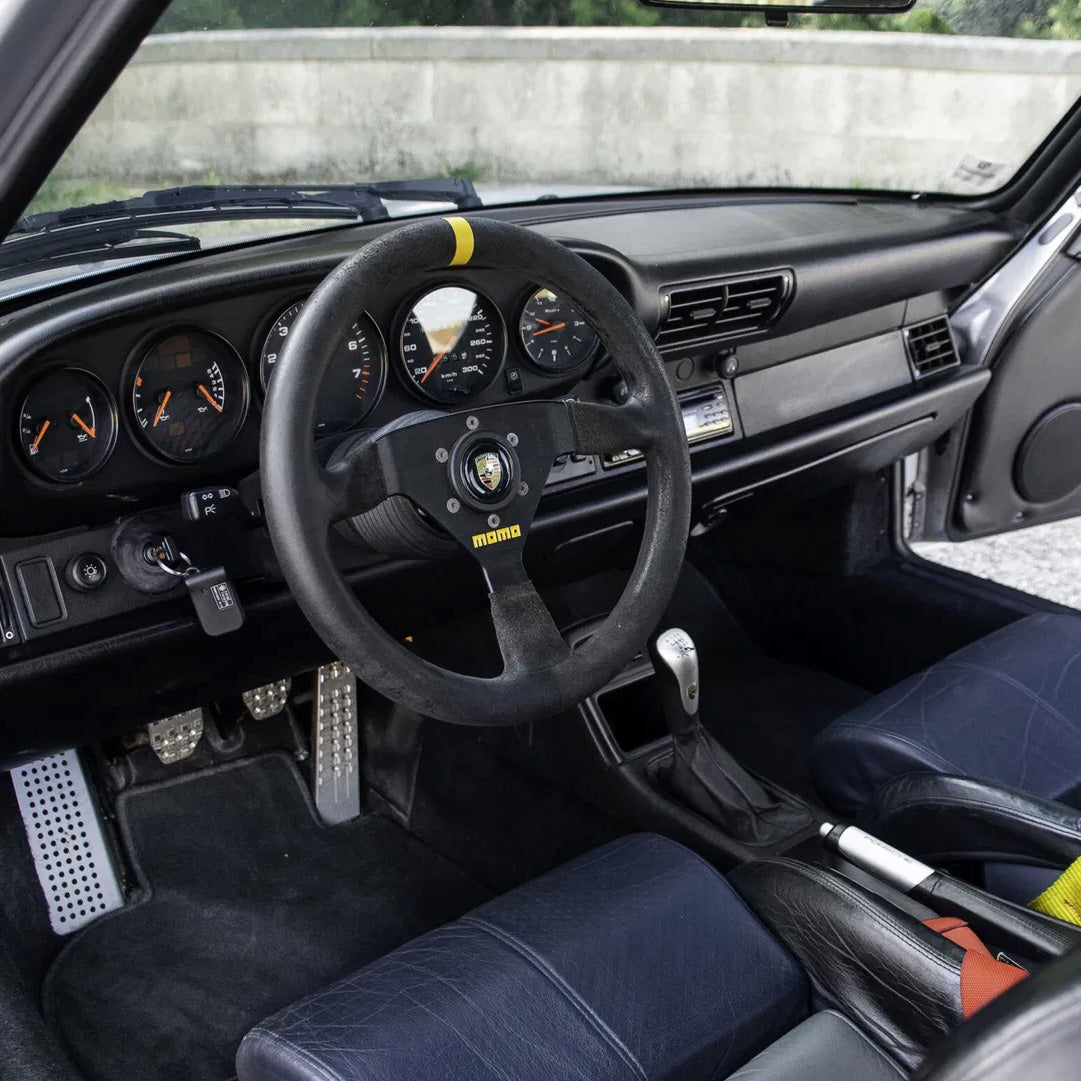 MOMO Mod. 69 Steering Wheel & Hub Adapter Boss Kit For